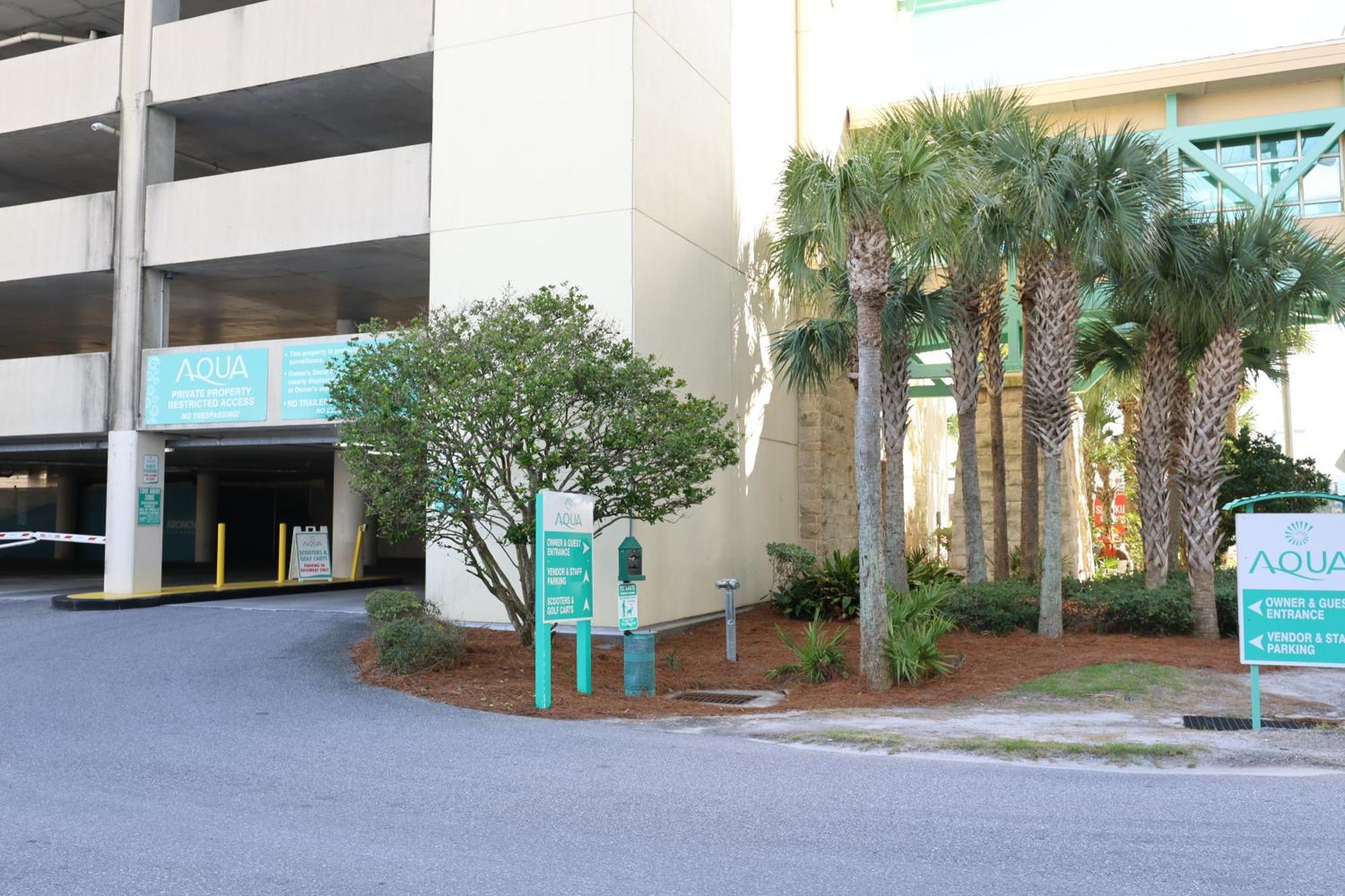 Aqua 1504 Beachfront With Free Chairs Apartment *