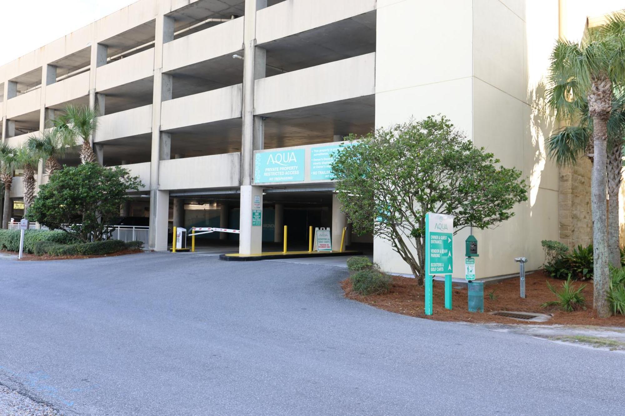 Aqua 1504 Beachfront With Free Chairs * Panama City Beach