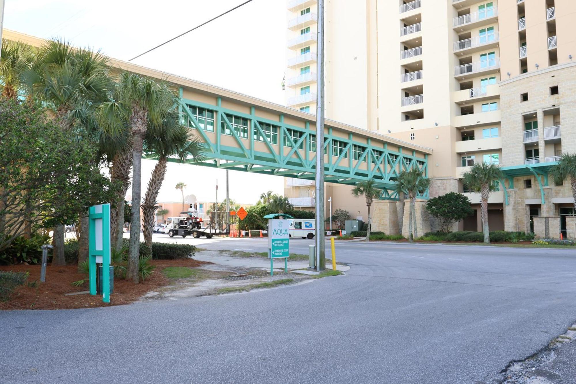 Aqua 1504 Beachfront With Free Chairs *
