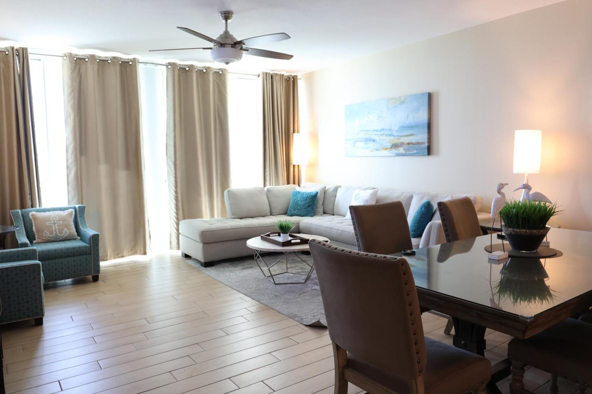 Aqua 1504 Beachfront With Free Chairs Panama City Beach