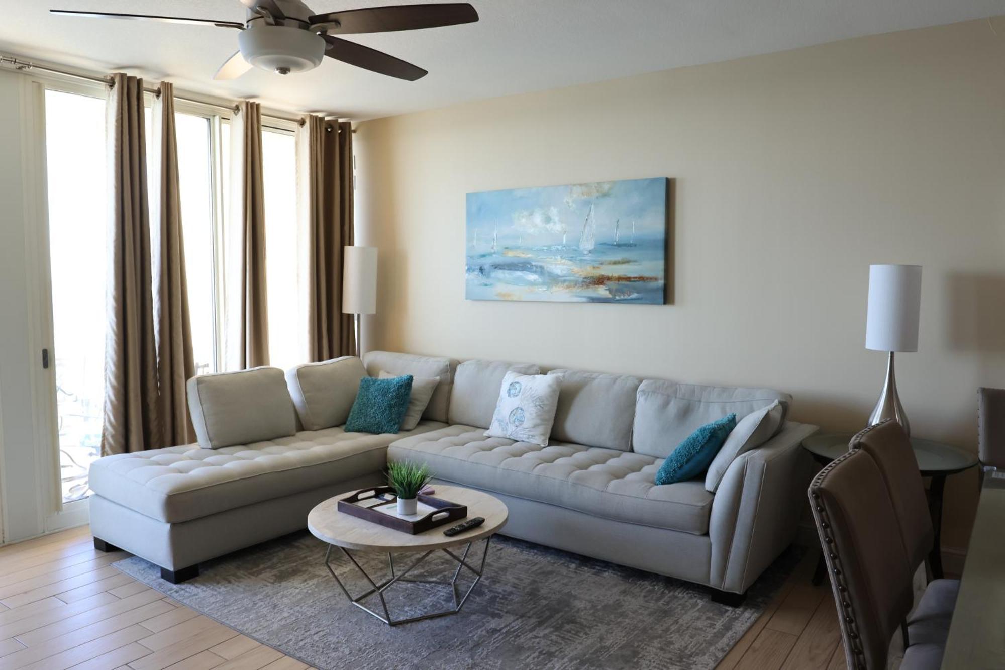 Aqua 1504 Beachfront With Free Chairs Panama City Beach